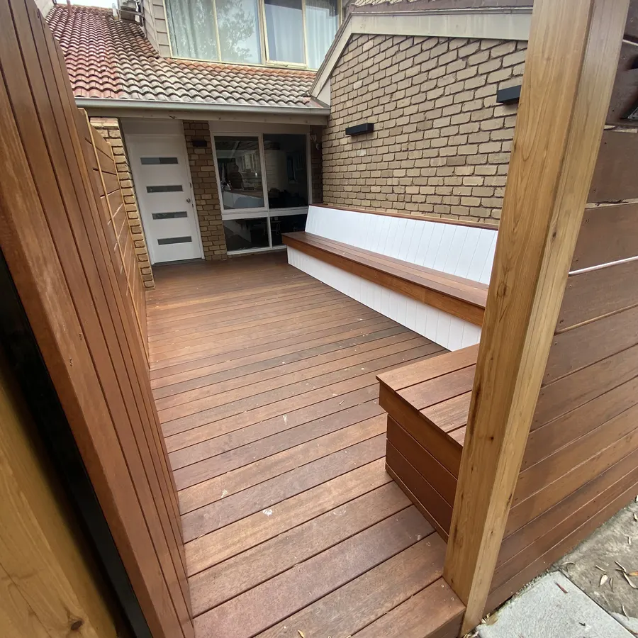 Merbau deck with a built-in bench seat and concealed storage