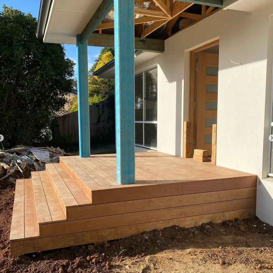 Structural steel posts and beam supporting a new verandah roof